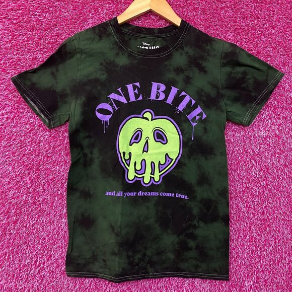 Disney Villains Snow White and the Seven Dwarves One Bite Tie-Dye T-Shirt Extra - Picture 1 of 4